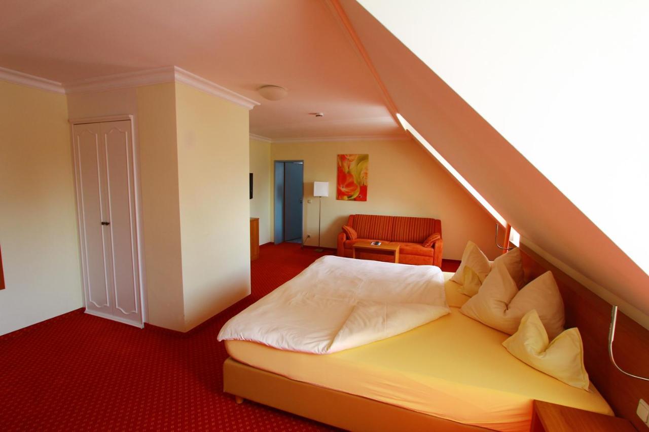 Abasto Hotel Eichenau المظهر الخارجي الصورة