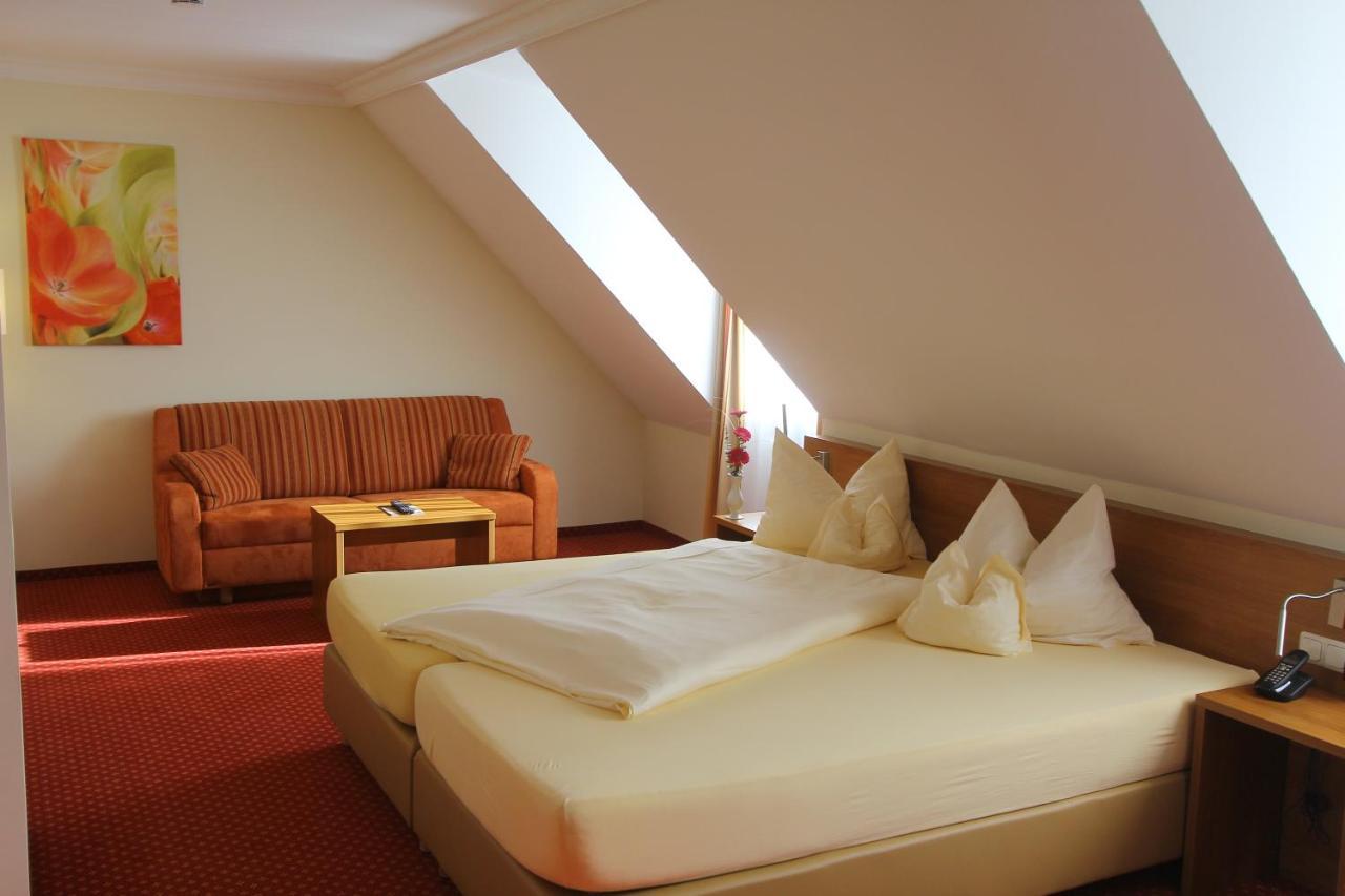 Abasto Hotel Eichenau المظهر الخارجي الصورة
